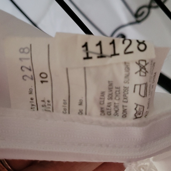 Wedding Dress - Picture 9 of 9